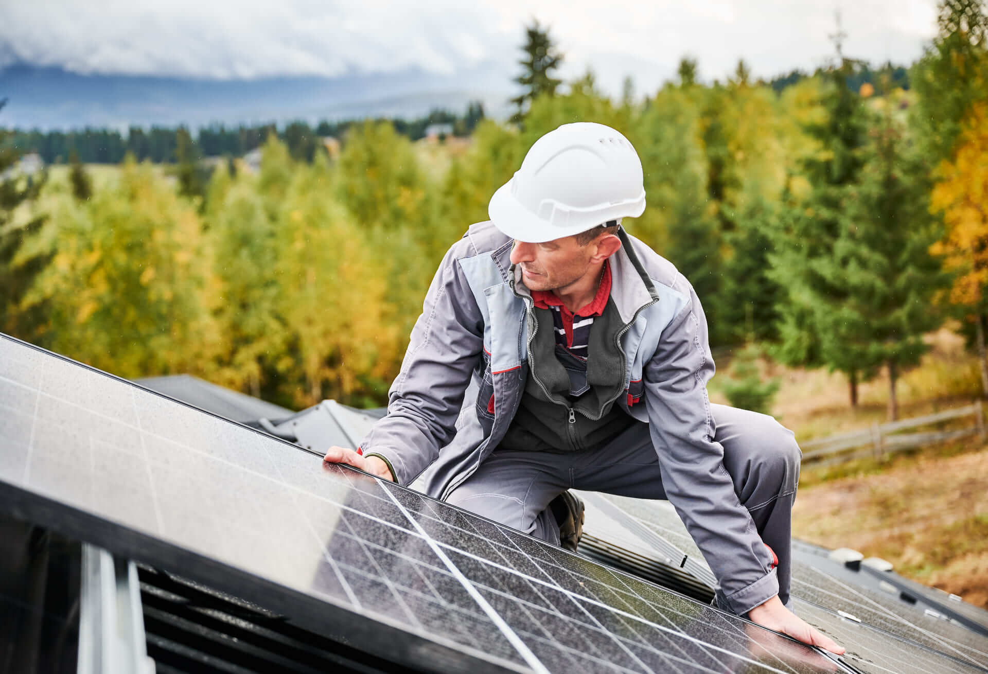 Solar Energy Explained: How GreenGlow\'s Solar Panels Work men technicians mounting photovoltaic solar moduls 2023 09 29 17 20 59 utc